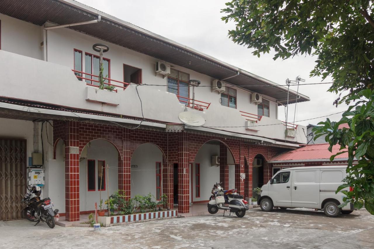 Koolkost Syariah Near Ayani Mega Mall Pontianak Exterior photo