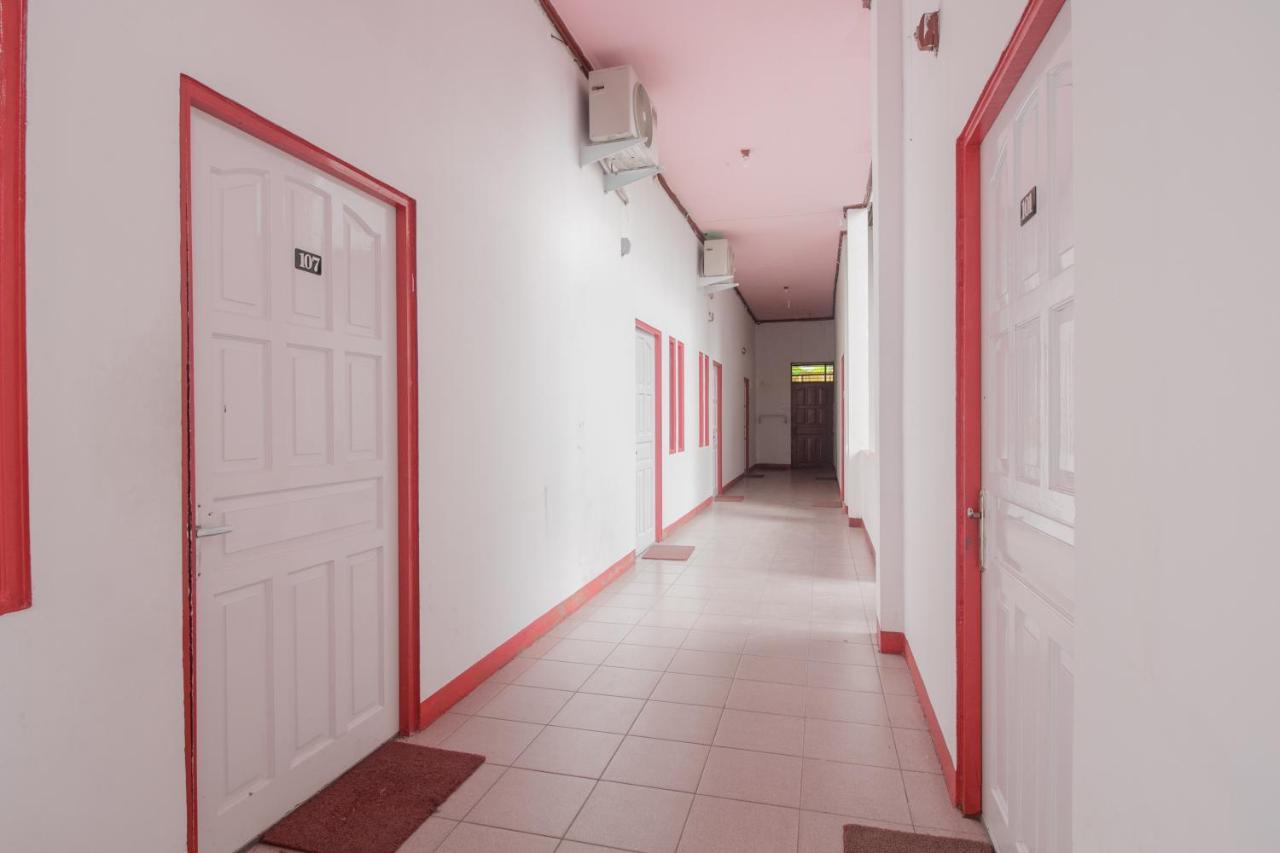 Koolkost Syariah Near Ayani Mega Mall Pontianak Exterior photo